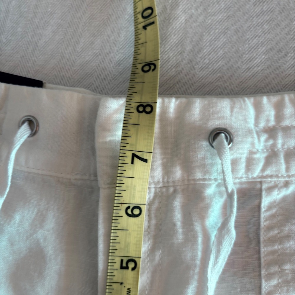 Banana Republic White Linen Cargo Shorts - Picture 10 of 10